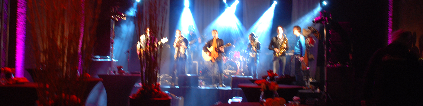 Events-podium-band